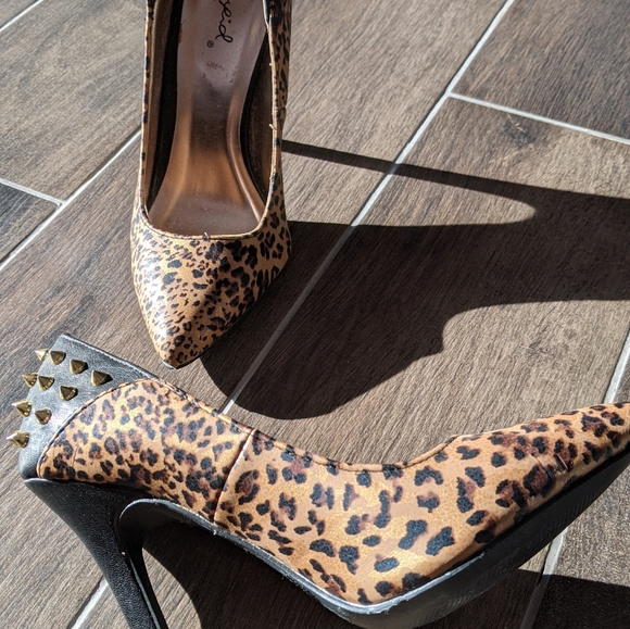 Leopard print heels - Picture 3 of 5